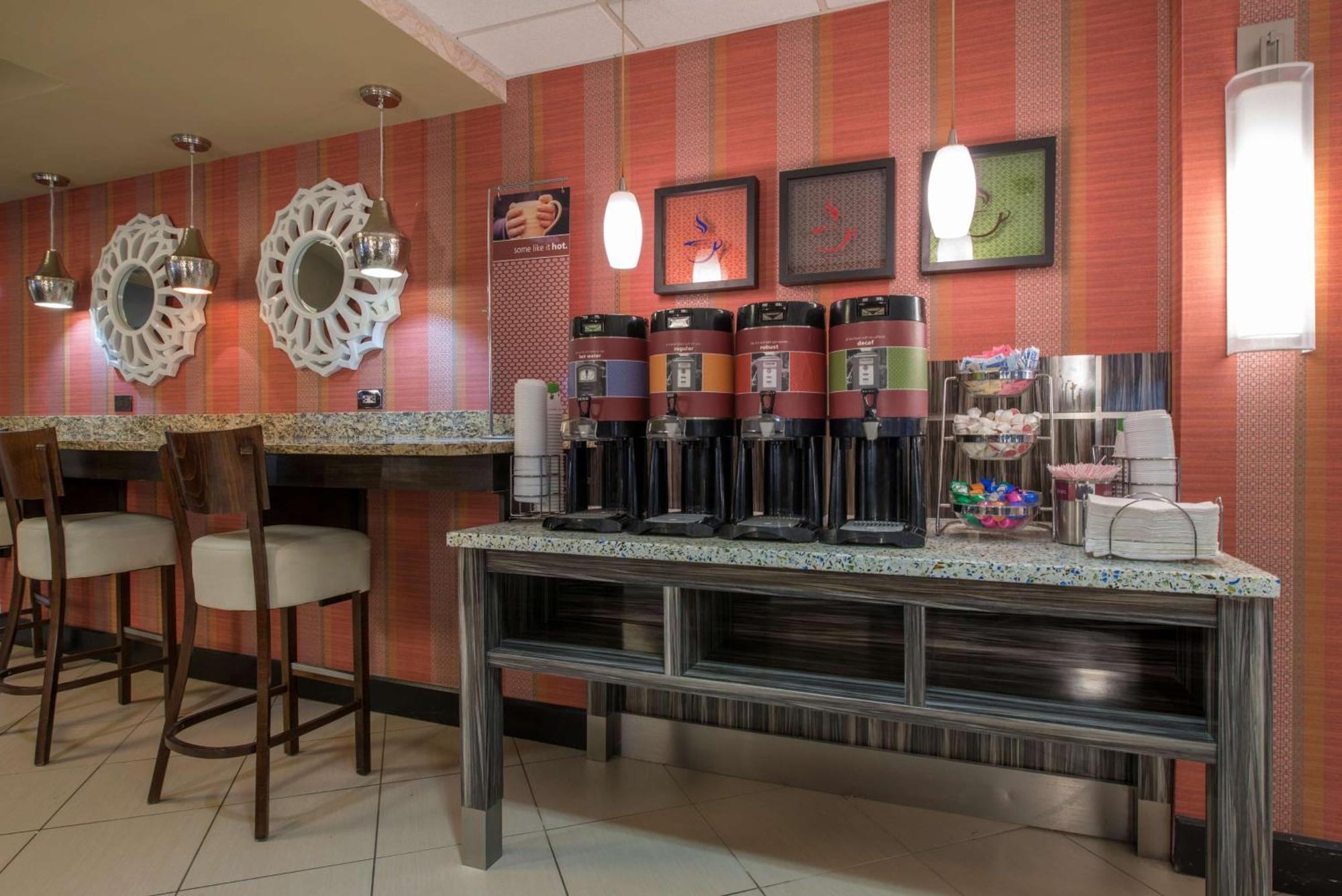 Hampton Inn Atlanta-Newnan Eksteriør billede